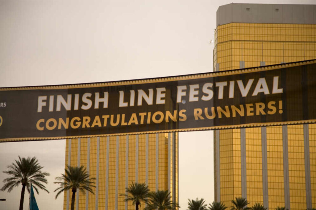 SDS_Banners_Pole_Img