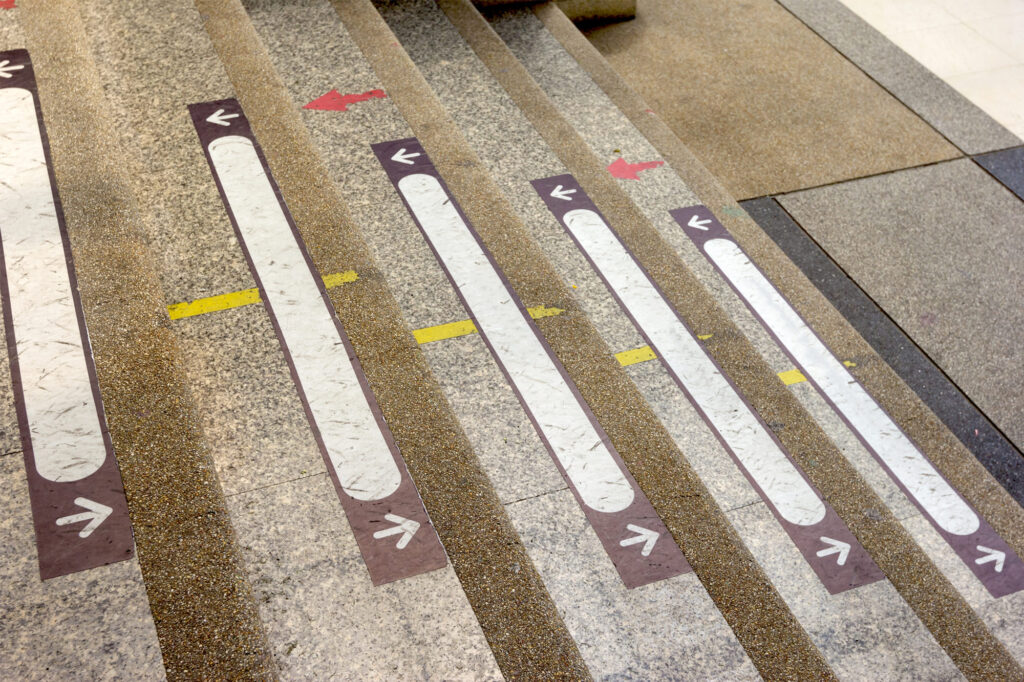 SDS_Directional_Signs_Img_Floor