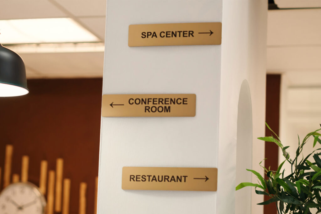 SDS_Hotel_Signs_Wayfinding