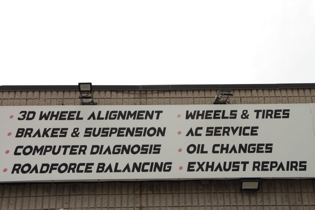 Auto,Shop,Sign,Listing,Services,-,3d,Wheel,Alignment,,Brakes